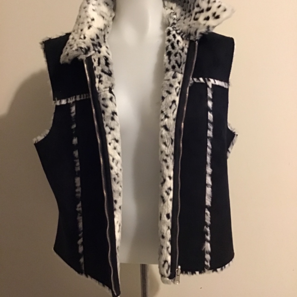 🔥SALE! NWOT, REVERSIBLE, see pics, suede /faux fur, gorgeous 🔥🔥 - Picture 4 of 7